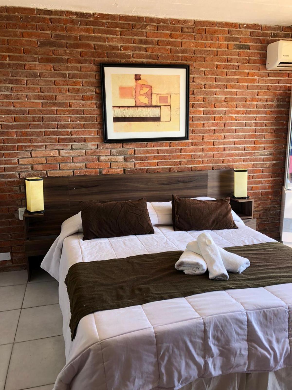 Complejo Laderas Del Cerro Hotel Piriapolis Bagian luar foto