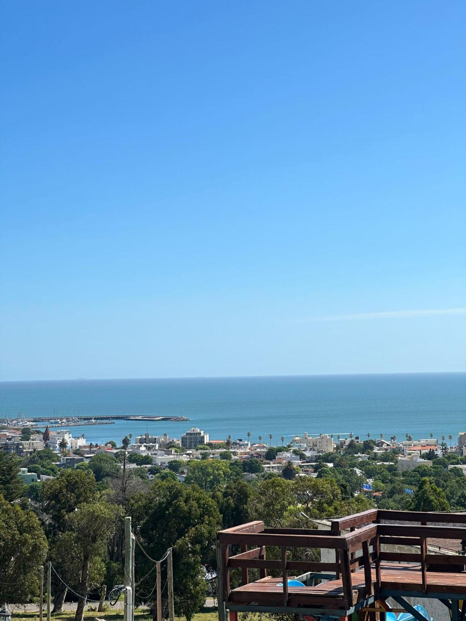 Complejo Laderas Del Cerro Hotel Piriapolis Bagian luar foto