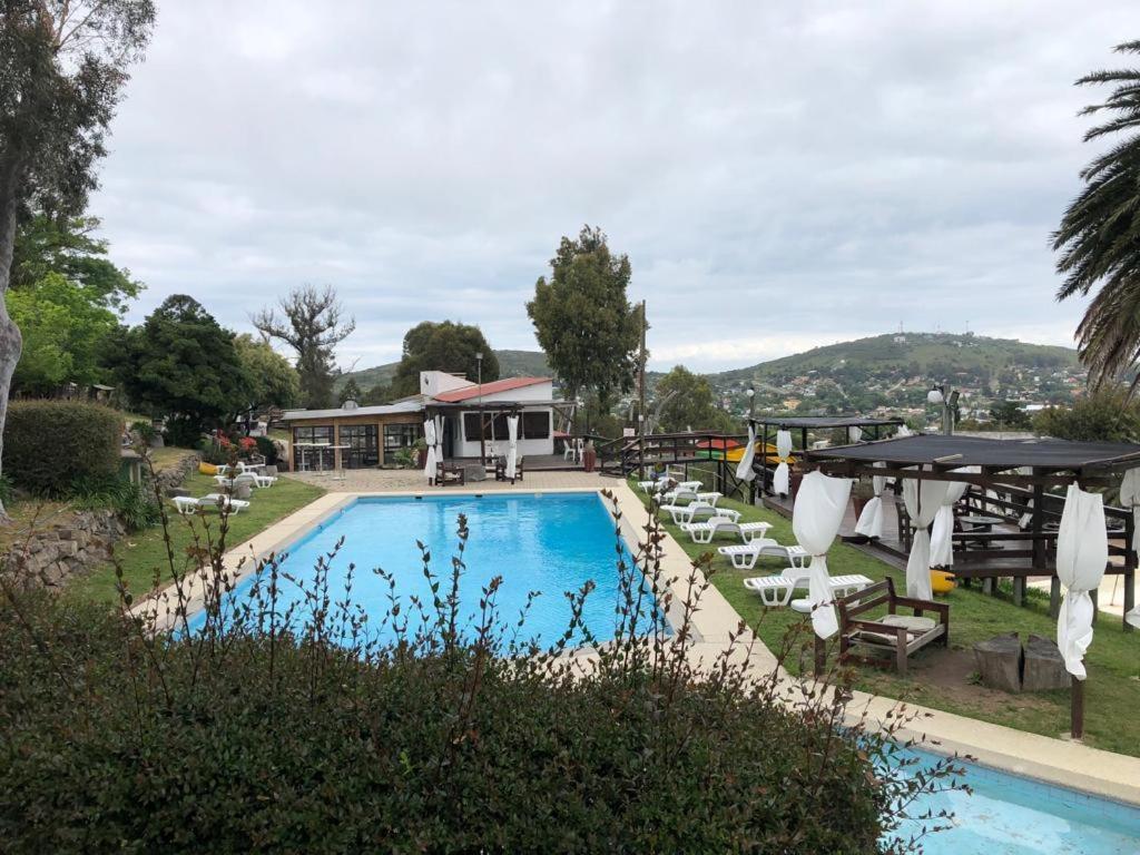 Complejo Laderas Del Cerro Hotel Piriapolis Bagian luar foto